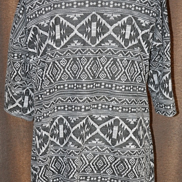 NWOT Gina Louise Aztec Grey & Black Open Coat - Picture 3 of 6